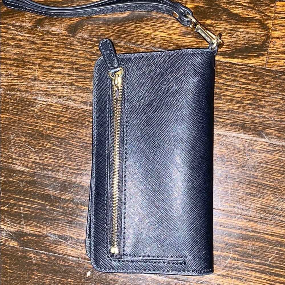 Michael Kors saffiano leather wristlet - Picture 3 of 5